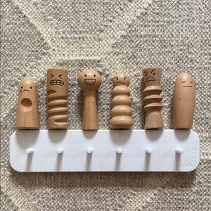 Lovevery Wooden Emotion Dolls